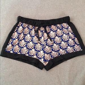 Floral High Elastic Waist Shorts in Blue Print